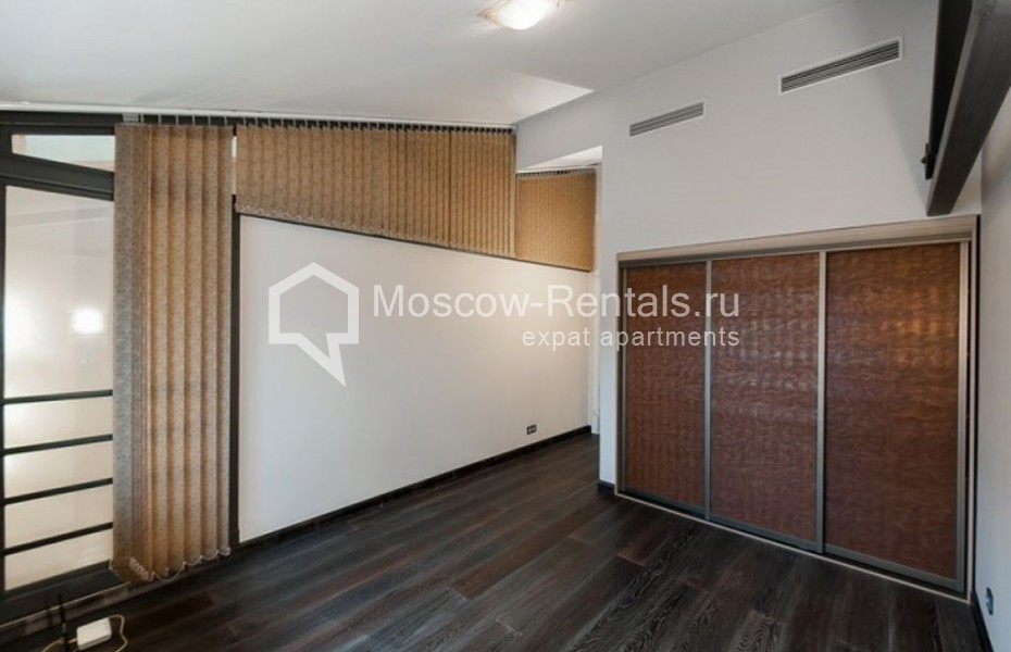 Photo #21 6-room (5 BR) apartment for <a href="http://moscow-rentals.ru/en/articles/long-term-rent" target="_blank">a long-term</a> rent
 in Russia, Moscow, B. Nikolopeskovskyi lane, 13