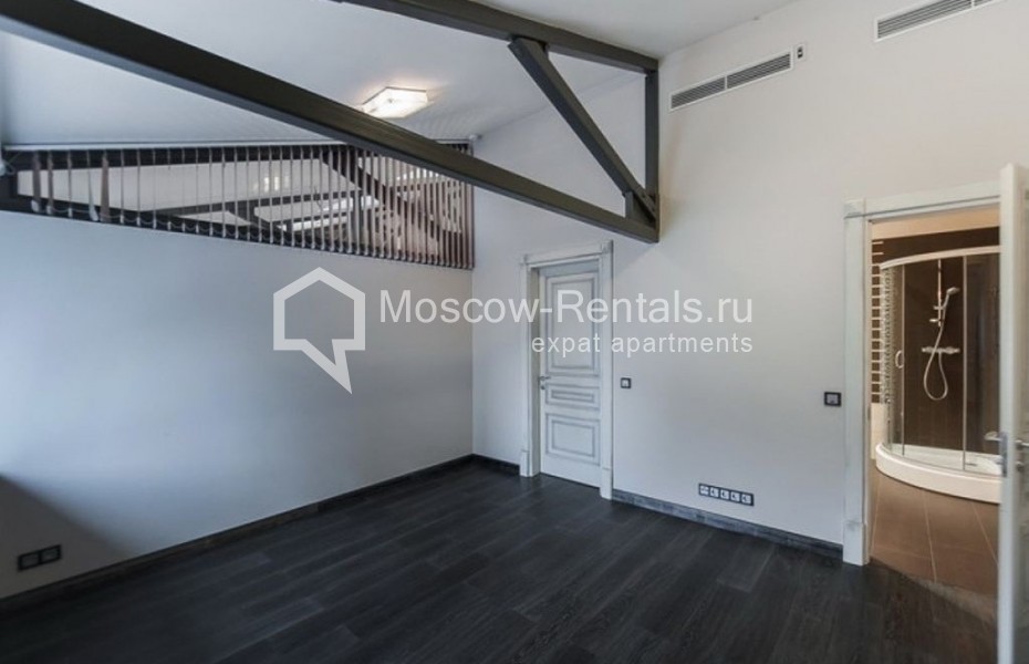 Photo #11 6-room (5 BR) apartment for <a href="http://moscow-rentals.ru/en/articles/long-term-rent" target="_blank">a long-term</a> rent
 in Russia, Moscow, B. Nikolopeskovskyi lane, 13