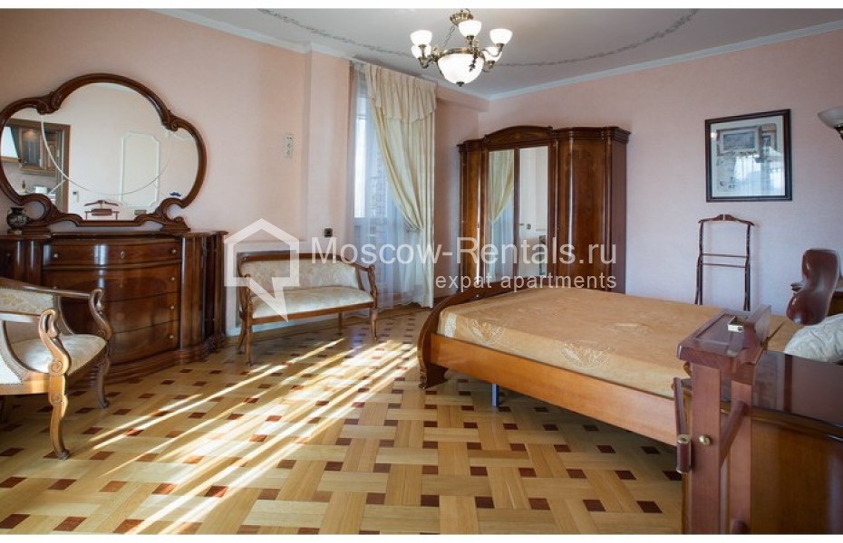 Photo #9 4-room (3 BR) apartment for <a href="http://moscow-rentals.ru/en/articles/long-term-rent" target="_blank">a long-term</a> rent
 in Russia, Moscow, B. Gruzinskaya str, 37С2