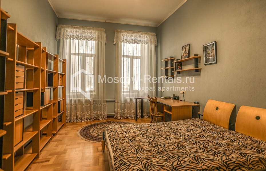 Photo #8 4-room (3 BR) apartment for <a href="http://moscow-rentals.ru/en/articles/long-term-rent" target="_blank">a long-term</a> rent
 in Russia, Moscow, Tverskaya str, 12с8