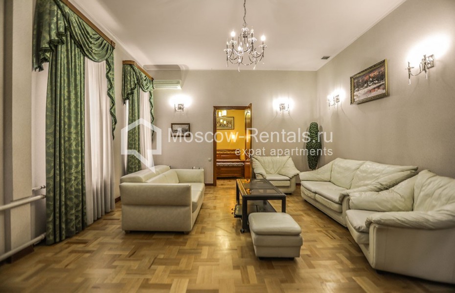 Photo #1 4-room (3 BR) apartment for <a href="http://moscow-rentals.ru/en/articles/long-term-rent" target="_blank">a long-term</a> rent
 in Russia, Moscow, Tverskaya str, 12с8