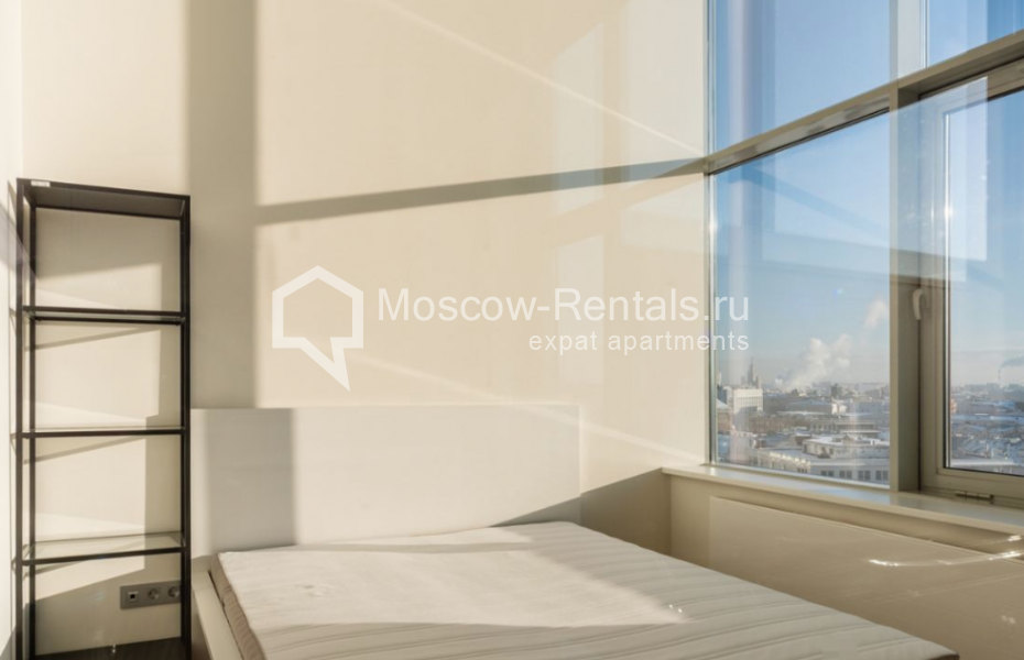 Photo #6 2-room (1 BR) apartment for <a href="http://moscow-rentals.ru/en/articles/long-term-rent" target="_blank">a long-term</a> rent
 in Russia, Moscow, New Arbat str, 15