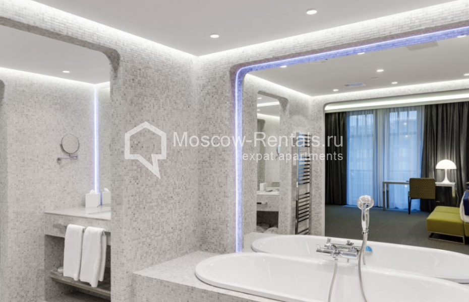 Photo #5 2-room (1 BR) apartment for <a href="http://moscow-rentals.ru/en/articles/long-term-rent" target="_blank">a long-term</a> rent
 in Russia, Moscow, Strastnoi blv, 2