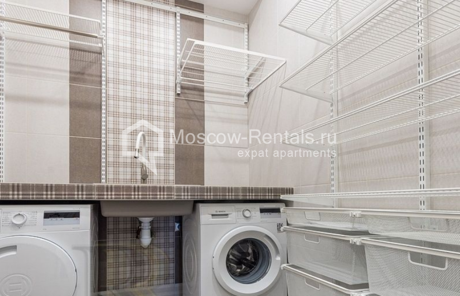 Photo #13 3-room (2 BR) apartment for <a href="http://moscow-rentals.ru/en/articles/long-term-rent" target="_blank">a long-term</a> rent
 in Russia, Moscow, Serpukhovskyi val str, 21к4