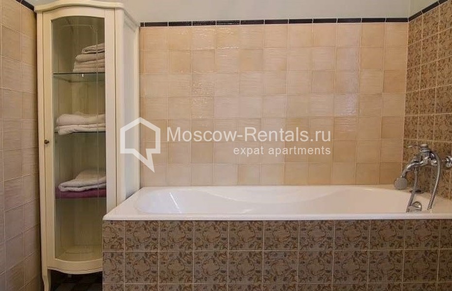 Photo #17 5-room (4 BR) apartment for <a href="http://moscow-rentals.ru/en/articles/long-term-rent" target="_blank">a long-term</a> rent
 in Russia, Moscow, Arbat str, 47/23