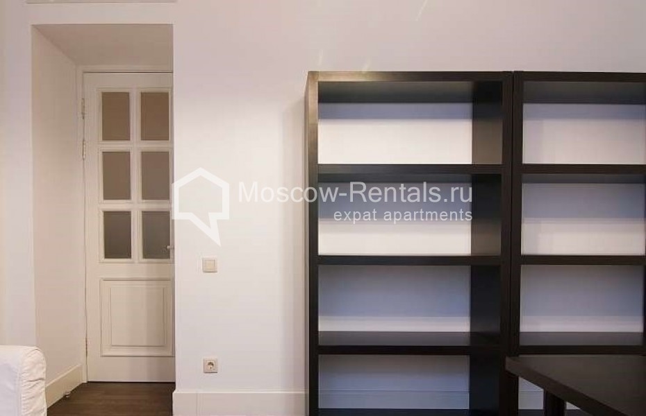 Photo #8 5-room (4 BR) apartment for <a href="http://moscow-rentals.ru/en/articles/long-term-rent" target="_blank">a long-term</a> rent
 in Russia, Moscow, Arbat str, 47/23