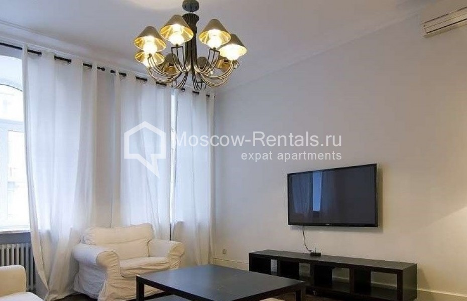 Photo #4 5-room (4 BR) apartment for <a href="http://moscow-rentals.ru/en/articles/long-term-rent" target="_blank">a long-term</a> rent
 in Russia, Moscow, Arbat str, 47/23