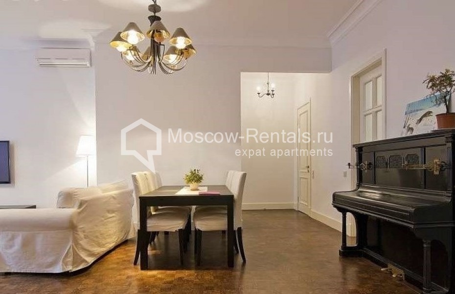 Photo #5 5-room (4 BR) apartment for <a href="http://moscow-rentals.ru/en/articles/long-term-rent" target="_blank">a long-term</a> rent
 in Russia, Moscow, Arbat str, 47/23