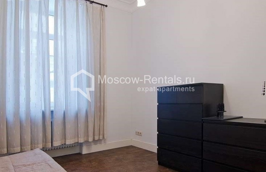Photo #11 5-room (4 BR) apartment for <a href="http://moscow-rentals.ru/en/articles/long-term-rent" target="_blank">a long-term</a> rent
 in Russia, Moscow, Arbat str, 47/23