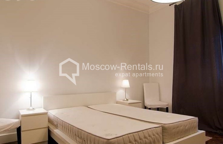 Photo #12 5-room (4 BR) apartment for <a href="http://moscow-rentals.ru/en/articles/long-term-rent" target="_blank">a long-term</a> rent
 in Russia, Moscow, Arbat str, 47/23