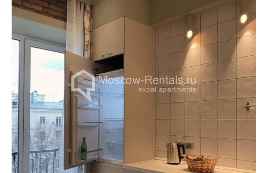 Photo #8 2-room (1 BR) apartment for <a href="http://moscow-rentals.ru/en/articles/long-term-rent" target="_blank">a long-term</a> rent
 in Russia, Moscow, Kosmodamianskaya emb, 40-42С3