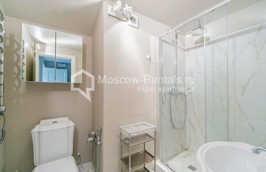 Photo #16 3-room (2 BR) apartment for <a href="http://moscow-rentals.ru/en/articles/long-term-rent" target="_blank">a long-term</a> rent
 in Russia, Moscow, M. Kozlovskyi lane, 8