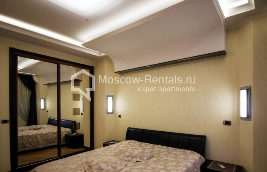 Photo #8 4-room (3 BR) apartment for <a href="http://moscow-rentals.ru/en/articles/long-term-rent" target="_blank">a long-term</a> rent
 in Russia, Moscow, Shabolovka str, 23к4