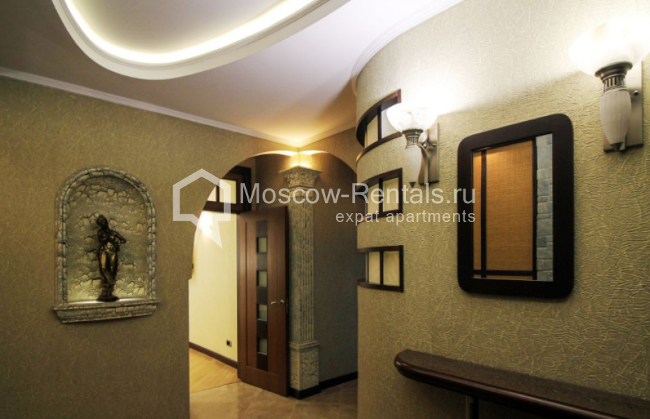 Photo #19 4-room (3 BR) apartment for <a href="http://moscow-rentals.ru/en/articles/long-term-rent" target="_blank">a long-term</a> rent
 in Russia, Moscow, Shabolovka str, 23к4