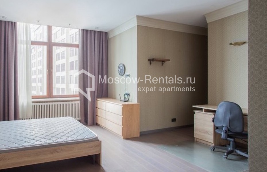 Photo #9 4-room (3 BR) apartment for <a href="http://moscow-rentals.ru/en/articles/long-term-rent" target="_blank">a long-term</a> rent
 in Russia, Moscow, New Arbat str, 27