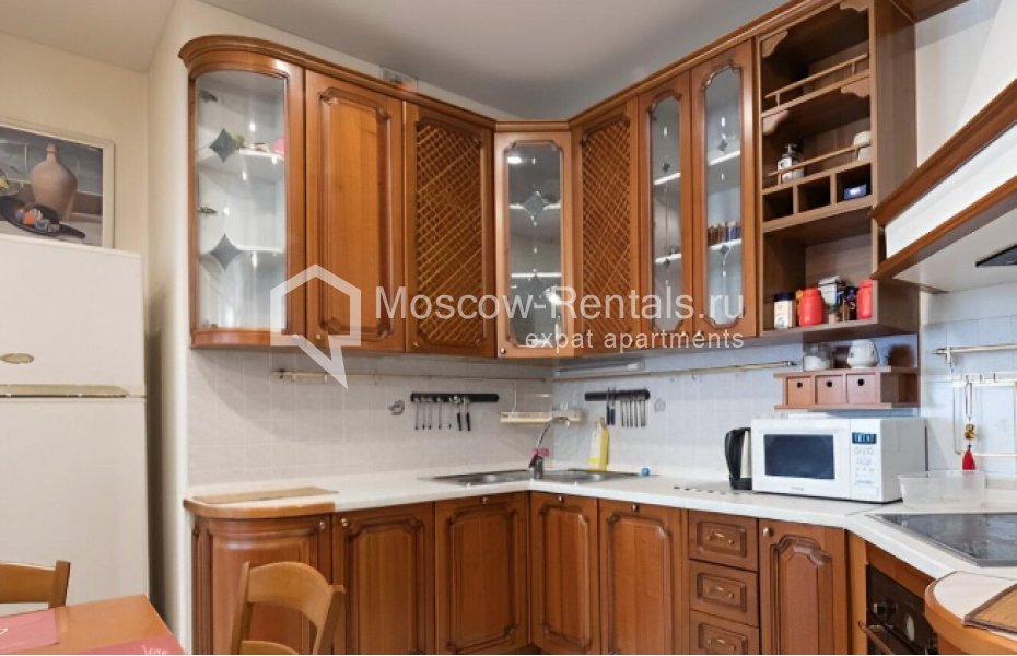 Photo #6 4-room (3 BR) apartment for <a href="http://moscow-rentals.ru/en/articles/long-term-rent" target="_blank">a long-term</a> rent
 in Russia, Moscow, Petrovka str, 17С3