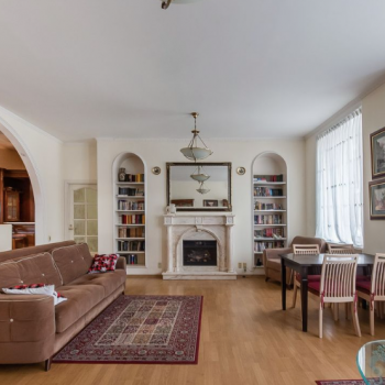 Photo #1 4-room (3 BR) apartment for <a href="http://moscow-rentals.ru/en/articles/long-term-rent" target="_blank">a long-term</a> rent
 in Russia, Moscow, Petrovka str, 17С3
