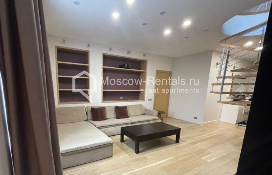 Photo #4 4-room (3 BR) apartment for <a href="http://moscow-rentals.ru/en/articles/long-term-rent" target="_blank">a long-term</a> rent
 in Russia, Moscow, Dolgorukovskaya str, 6