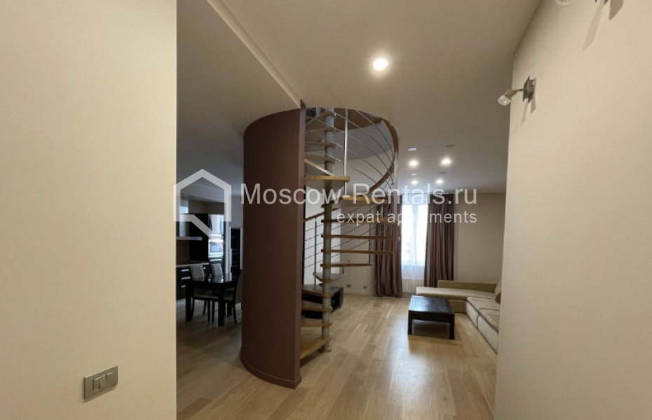 Photo #2 4-room (3 BR) apartment for <a href="http://moscow-rentals.ru/en/articles/long-term-rent" target="_blank">a long-term</a> rent
 in Russia, Moscow, Dolgorukovskaya str, 6