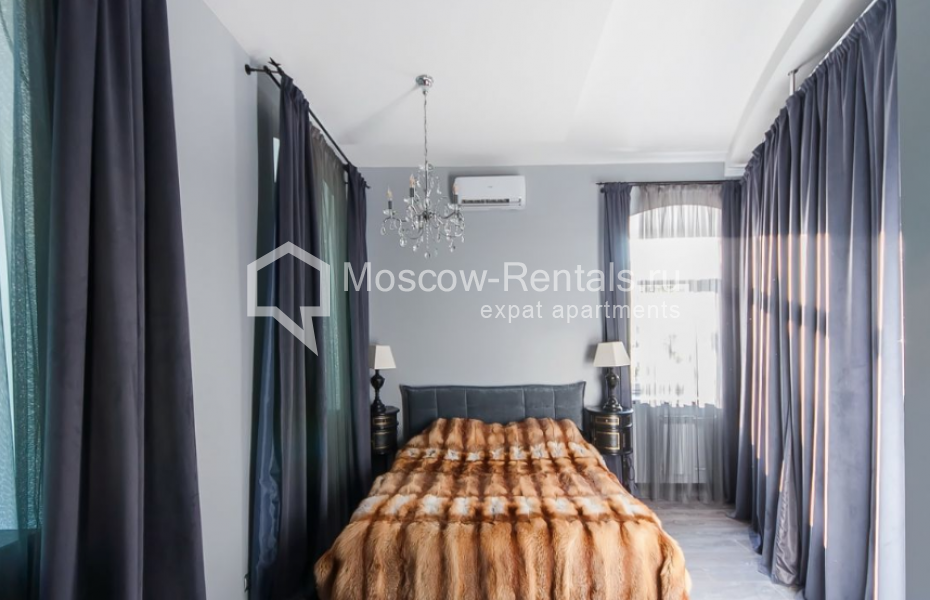 Photo #8 2-room (1 BR) apartment for <a href="http://moscow-rentals.ru/en/articles/long-term-rent" target="_blank">a long-term</a> rent
 in Russia, Moscow, B. Nikitskaya, 35