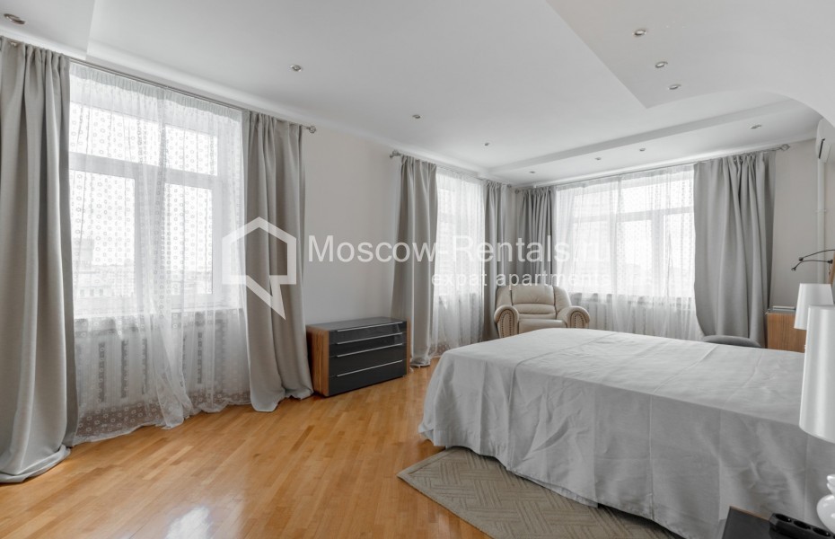 Photo #10 5-room (4 BR) apartment for <a href="http://moscow-rentals.ru/en/articles/long-term-rent" target="_blank">a long-term</a> rent
 in Russia, Moscow, Povarskaya str, 18