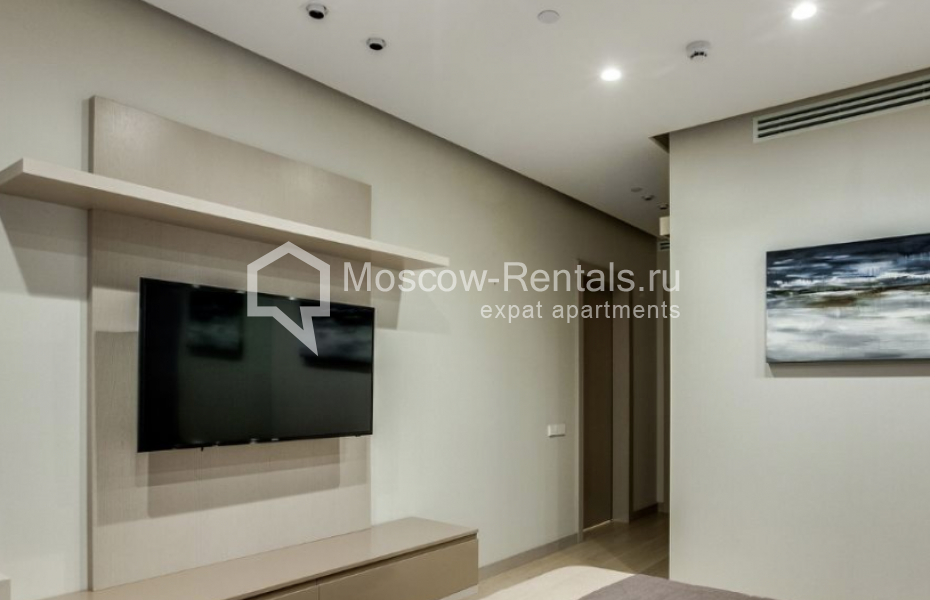 Photo #7 2-room (1 BR) apartment for <a href="http://moscow-rentals.ru/en/articles/long-term-rent" target="_blank">a long-term</a> rent
 in Russia, Moscow, New Arbat str, 32