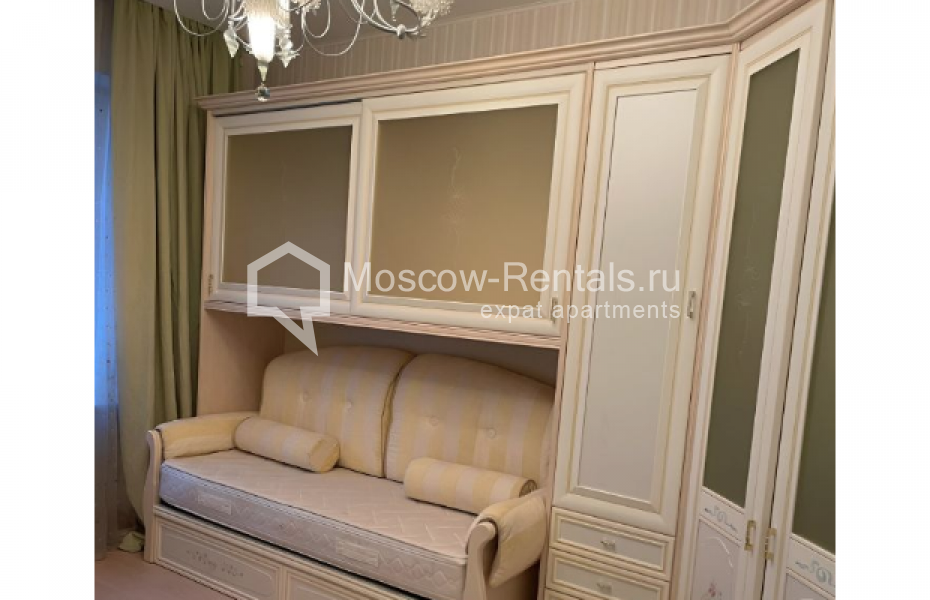 Photo #5 3-room (2 BR) apartment for <a href="http://moscow-rentals.ru/en/articles/long-term-rent" target="_blank">a long-term</a> rent
 in Russia, Moscow, Gagarinskyi lane, 26