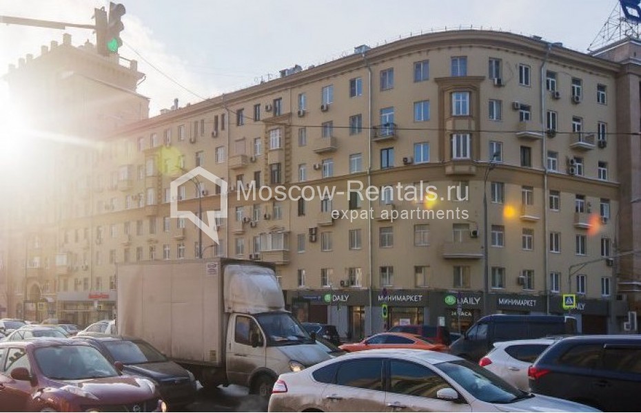 Photo #11 2-room (1 BR) apartment for <a href="http://moscow-rentals.ru/en/articles/long-term-rent" target="_blank">a long-term</a> rent
 in Russia, Moscow, Smolenskaya-Sennaya str, 23/25