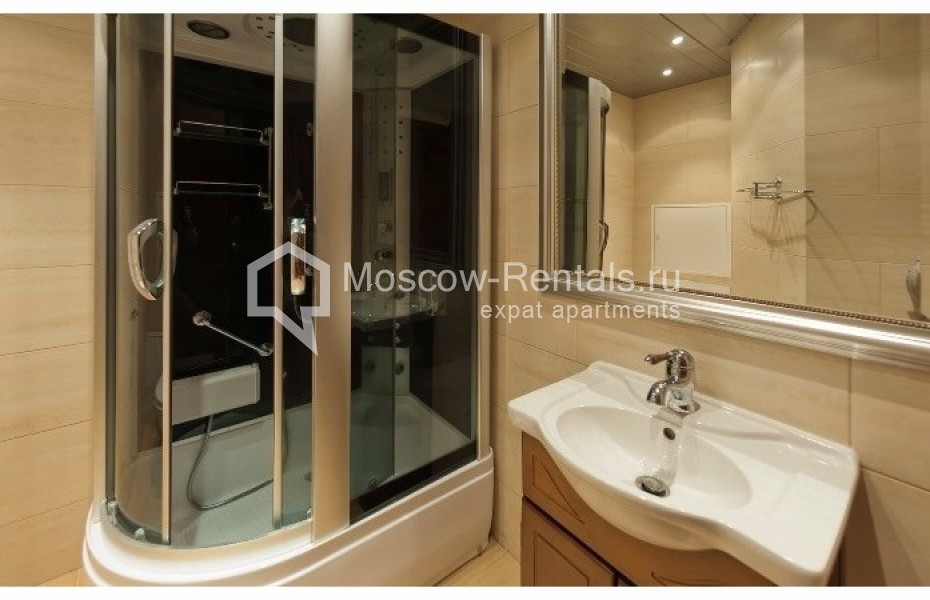 Photo #9 5-room (4 BR) apartment for <a href="http://moscow-rentals.ru/en/articles/long-term-rent" target="_blank">a long-term</a> rent
 in Russia, Moscow, Philipposvsky lane, 8 bld 1