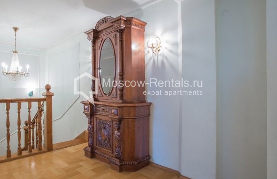 Photo #15 3-room (2 BR) apartment for <a href="http://moscow-rentals.ru/en/articles/long-term-rent" target="_blank">a long-term</a> rent
 in Russia, Moscow, Zoologicheskaya str, 2