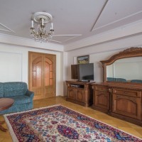 Photo #2 3-room (2 BR) apartment for <a href="http://moscow-rentals.ru/en/articles/long-term-rent" target="_blank">a long-term</a> rent
 in Russia, Moscow, Zoologicheskaya str, 2
