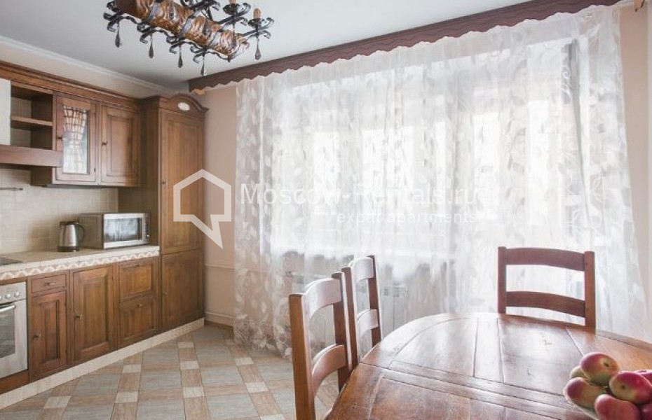 Photo #5 3-room (2 BR) apartment for <a href="http://moscow-rentals.ru/en/articles/long-term-rent" target="_blank">a long-term</a> rent
 in Russia, Moscow, Zoologicheskaya str, 2