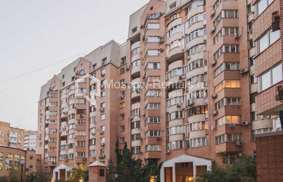 Photo #17 3-room (2 BR) apartment for <a href="http://moscow-rentals.ru/en/articles/long-term-rent" target="_blank">a long-term</a> rent
 in Russia, Moscow, Zoologicheskaya str, 2