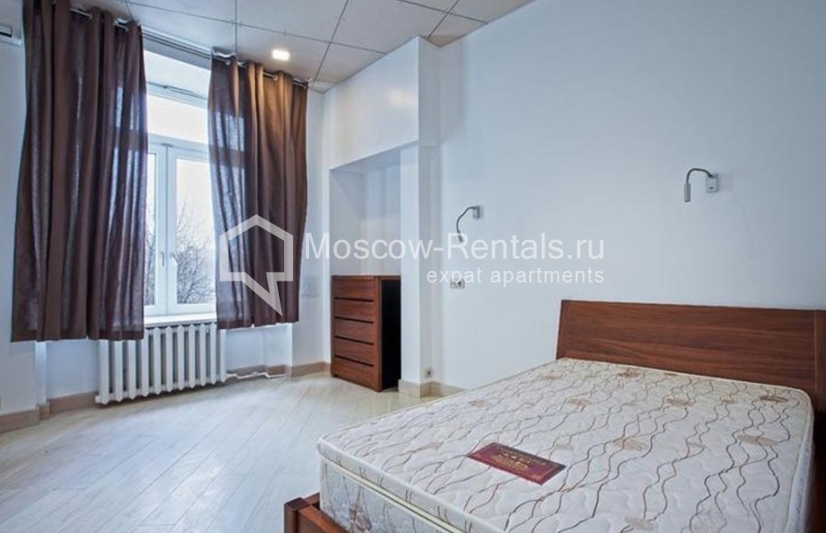 Photo #7 5-room (4 BR) apartment for <a href="http://moscow-rentals.ru/en/articles/long-term-rent" target="_blank">a long-term</a> rent
 in Russia, Moscow, B. Nikitskaya str, 31