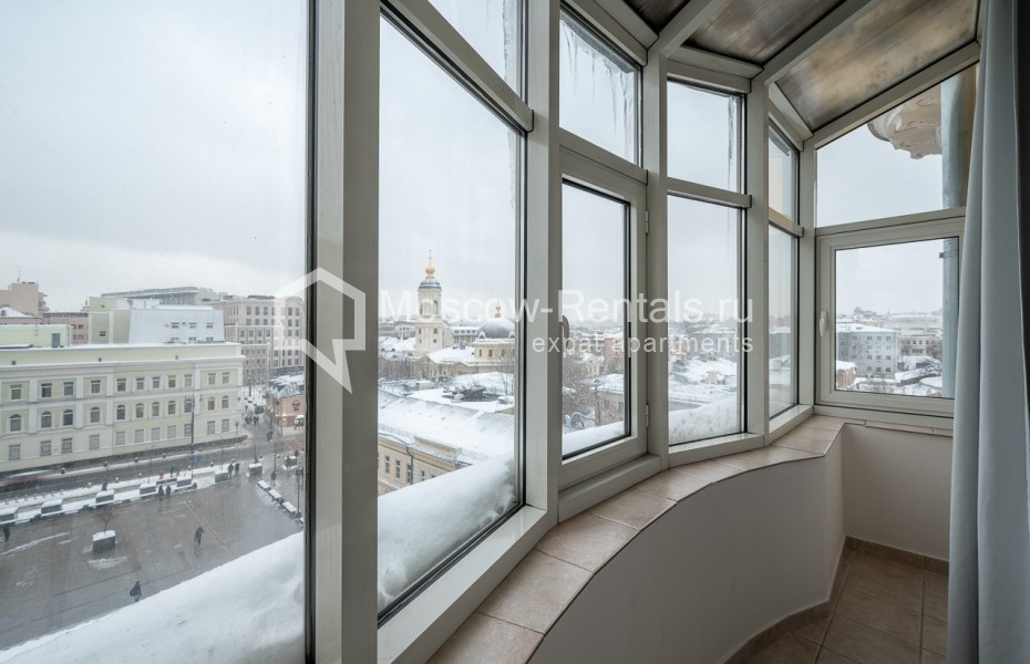 Photo #11 4-room (3 BR) apartment for <a href="http://moscow-rentals.ru/en/articles/long-term-rent" target="_blank">a long-term</a> rent
 in Russia, Moscow, Klimentovskyi lane, 9/1