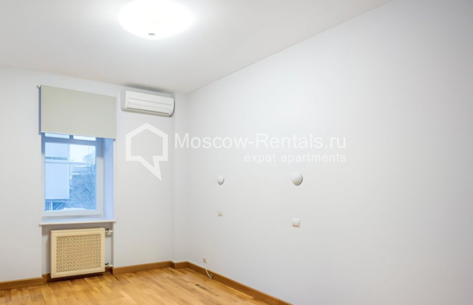 Photo #11 3-room (2 BR) apartment for <a href="http://moscow-rentals.ru/en/articles/long-term-rent" target="_blank">a long-term</a> rent
 in Russia, Moscow, Daev lane, 8