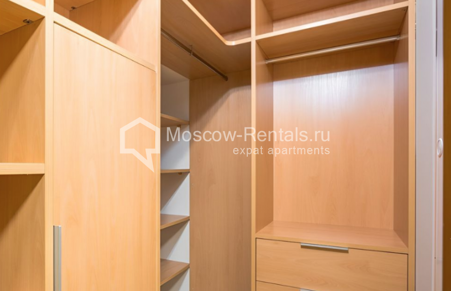 Photo #16 3-room (2 BR) apartment for <a href="http://moscow-rentals.ru/en/articles/long-term-rent" target="_blank">a long-term</a> rent
 in Russia, Moscow, Daev lane, 8