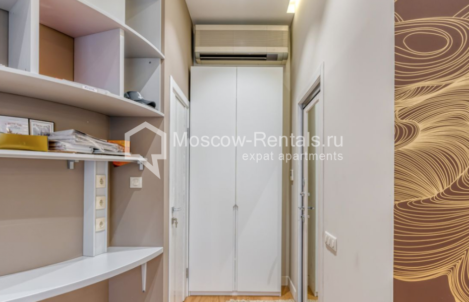 Photo #19 2-room (1 BR) apartment for <a href="http://moscow-rentals.ru/en/articles/long-term-rent" target="_blank">a long-term</a> rent
 in Russia, Moscow, Daev lane, 19