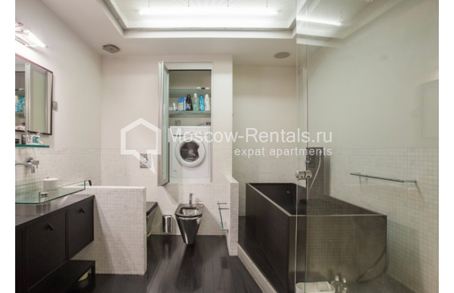 Photo #11 4-room (3 BR) apartment for <a href="http://moscow-rentals.ru/en/articles/long-term-rent" target="_blank">a long-term</a> rent
 in Russia, Moscow, 4th Tverskaya-Yamskaya str, 22