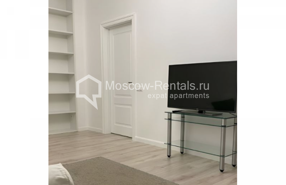 Photo #12 3-room (2 BR) apartment for <a href="http://moscow-rentals.ru/en/articles/long-term-rent" target="_blank">a long-term</a> rent
 in Russia, Moscow, 1st Tverskaya-Yamskaya str, 13С1