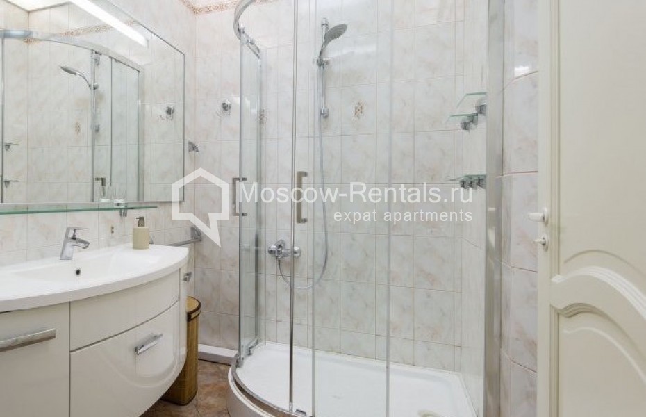 Photo #16 3-room (2 BR) apartment for <a href="http://moscow-rentals.ru/en/articles/long-term-rent" target="_blank">a long-term</a> rent
 in Russia, Moscow, Gagarinskyi lane, 6