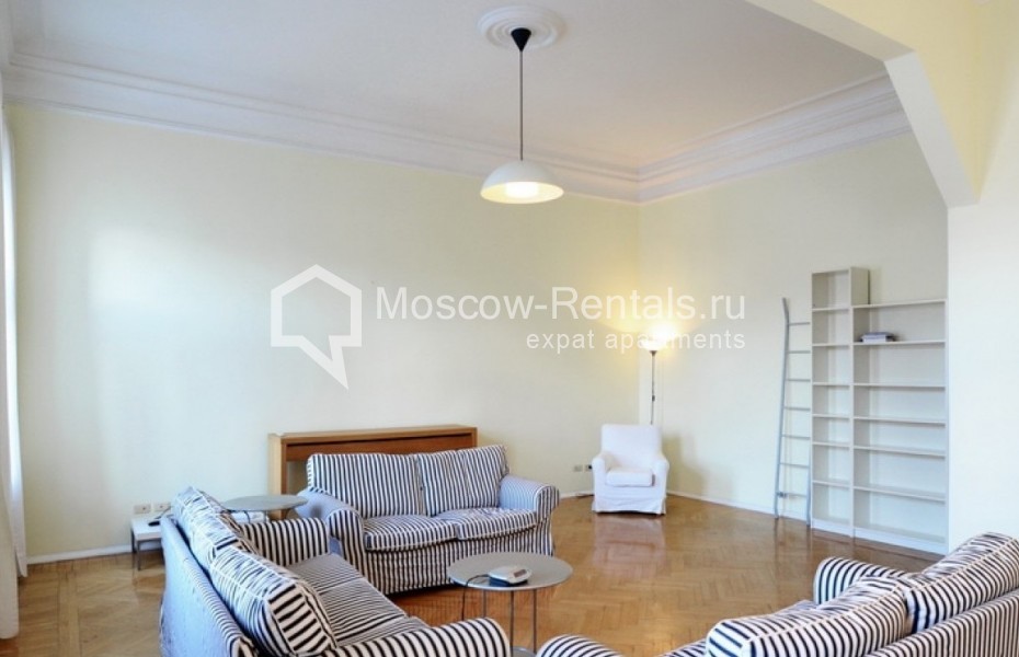 Photo #1 4-room (3 BR) apartment for <a href="http://moscow-rentals.ru/en/articles/long-term-rent" target="_blank">a long-term</a> rent
 in Russia, Moscow, Maly Vlasievsky lane, 14/23