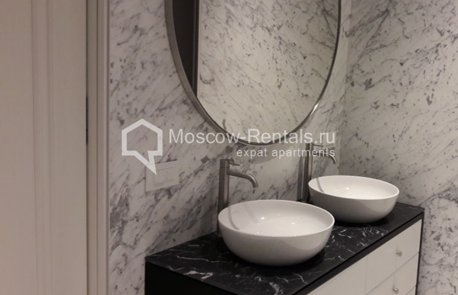Photo #8 3-room (2 BR) apartment for <a href="http://moscow-rentals.ru/en/articles/long-term-rent" target="_blank">a long-term</a> rent
 in Russia, Moscow, 1st Truzhennikov lane, 16