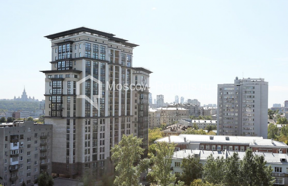 Photo #1 4-room (3 BR) apartment for <a href="http://moscow-rentals.ru/en/articles/long-term-rent" target="_blank">a long-term</a> rent
 in Russia, Moscow, Dokhturovskyi lane, 6