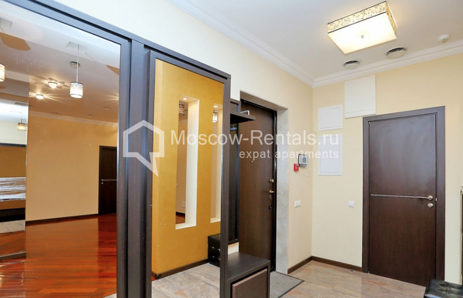 Photo #12 4-room (3 BR) apartment for <a href="http://moscow-rentals.ru/en/articles/long-term-rent" target="_blank">a long-term</a> rent
 in Russia, Moscow, Dokhturovskyi lane, 6