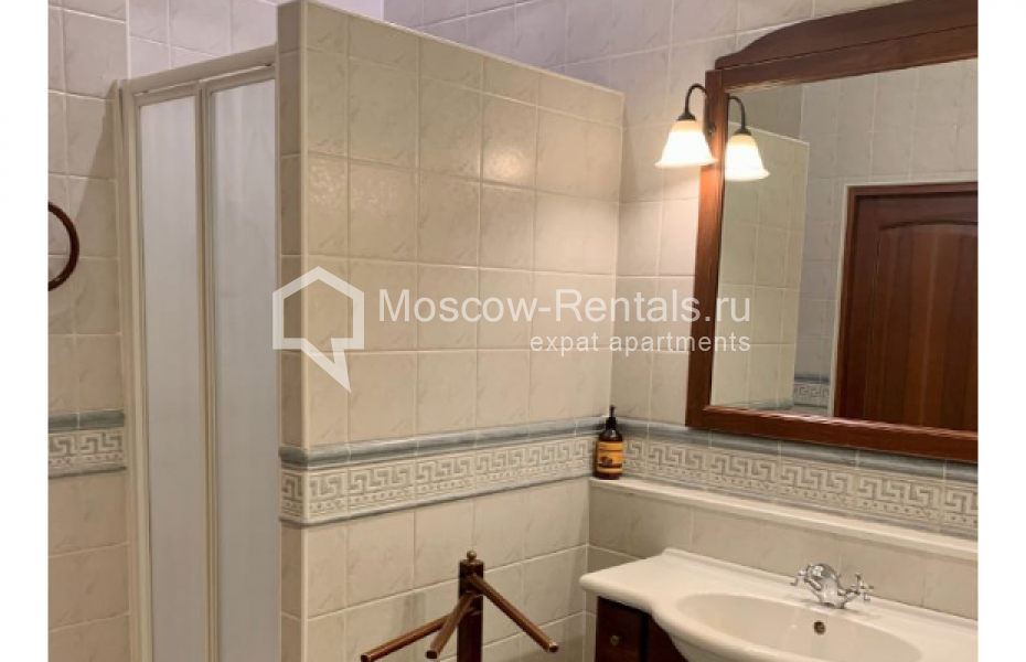 Photo #7 5-room (4 BR) apartment for <a href="http://moscow-rentals.ru/en/articles/long-term-rent" target="_blank">a long-term</a> rent
 in Russia, Moscow, Staropimenovskyi lane, 8