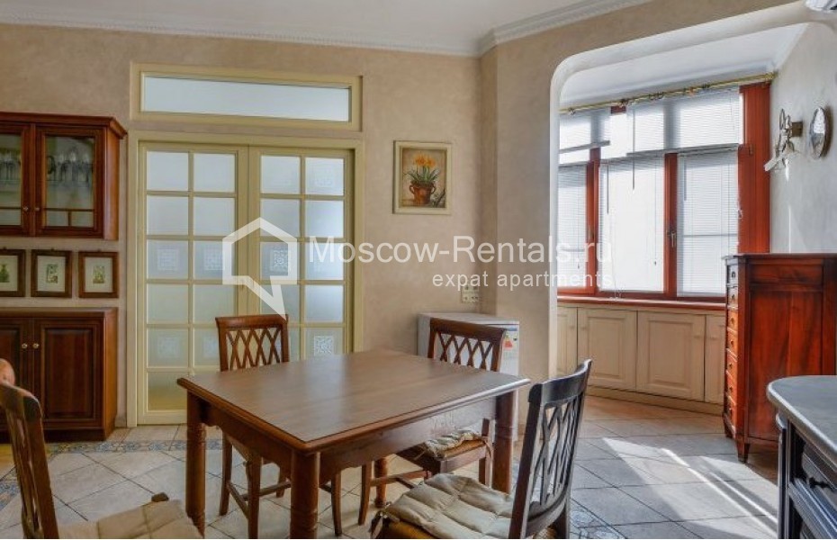 Photo #5 4-room (3 BR) apartment for <a href="http://moscow-rentals.ru/en/articles/long-term-rent" target="_blank">a long-term</a> rent
 in Russia, Moscow, Zoologicheskaya str, 30С2