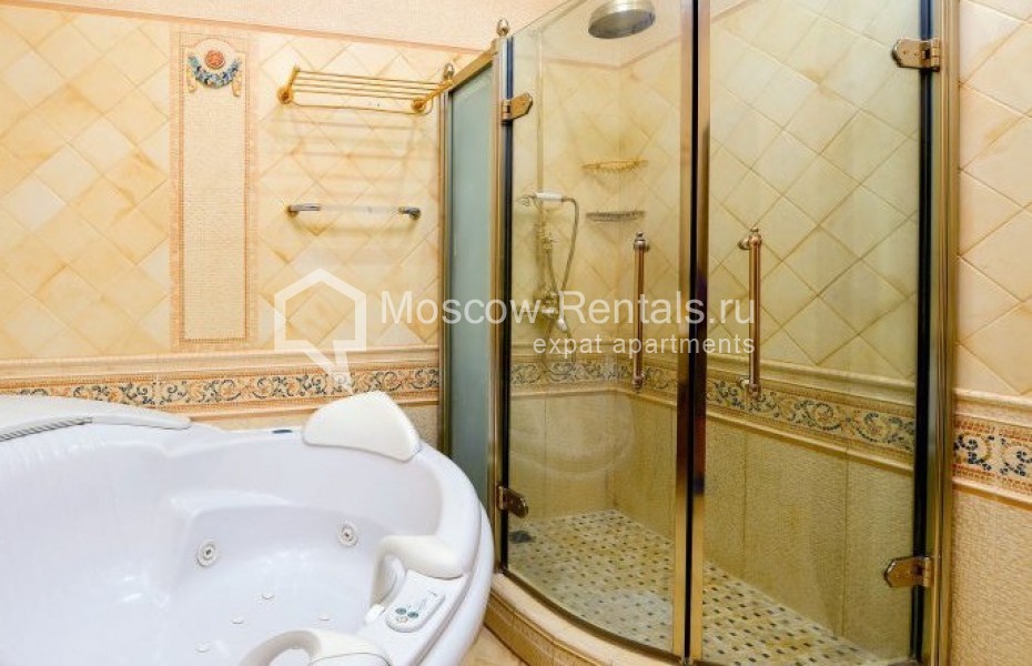 Photo #14 4-room (3 BR) apartment for <a href="http://moscow-rentals.ru/en/articles/long-term-rent" target="_blank">a long-term</a> rent
 in Russia, Moscow, Zoologicheskaya str, 30С2