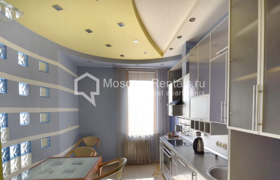 Photo #9 2-room (1 BR) apartment for <a href="http://moscow-rentals.ru/en/articles/long-term-rent" target="_blank">a long-term</a> rent
 in Russia, Moscow, Strastnoi blv, 10к1