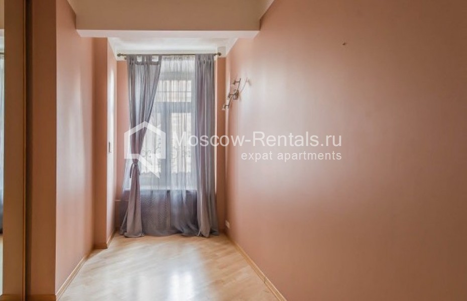 Photo #12 4-room (3 BR) apartment for <a href="http://moscow-rentals.ru/en/articles/long-term-rent" target="_blank">a long-term</a> rent
 in Russia, Moscow, Profsoyuznaya str, 5/9